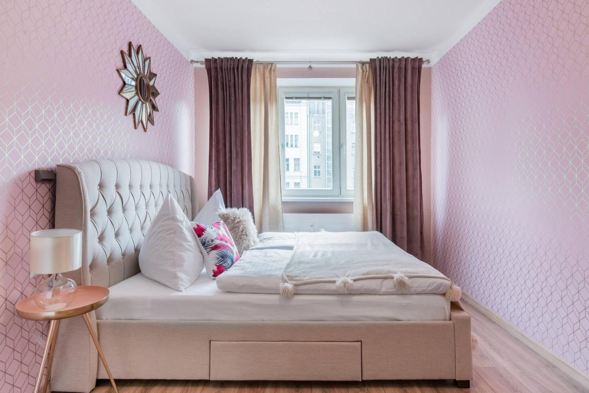 Pastel Art Deco 3Bdr Ruterra Apt Prague Luaran gambar