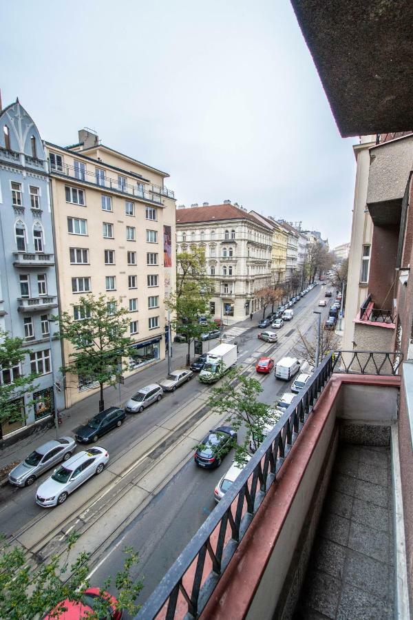 Pastel Art Deco 3Bdr Ruterra Apt Prague Luaran gambar